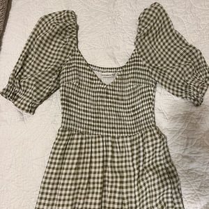 Abercrombie gingham print midi dress!
